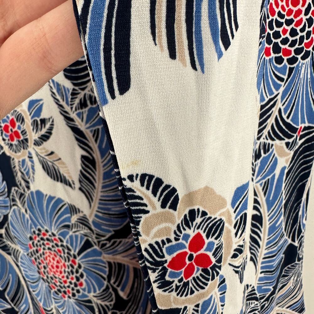 Chico's White Floral 3/4 Sleeve Marigold Cutouts Split-Neck Tunic Top Size Small - Picture 11 of 14